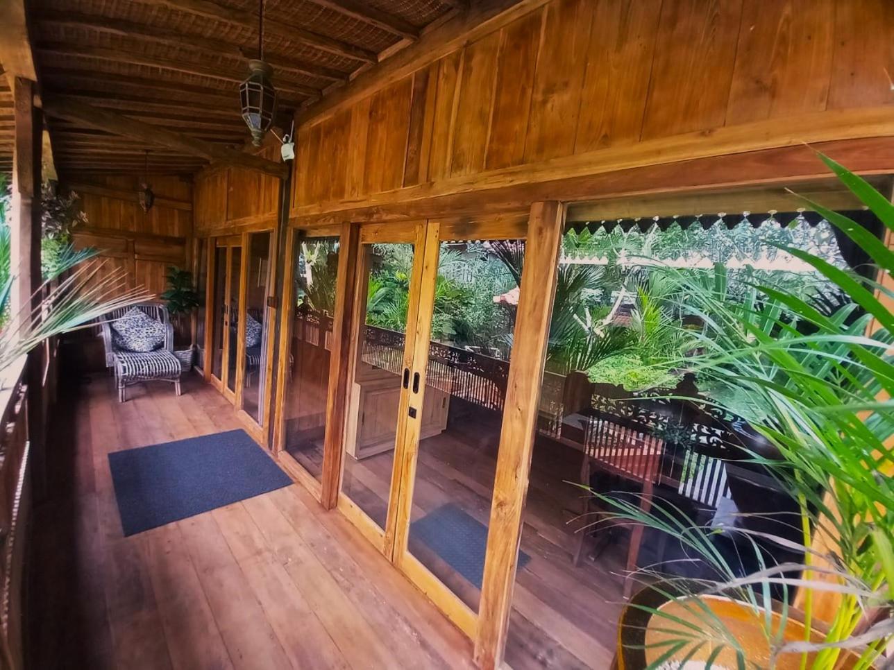 Lily Lane Villas Ubud Buitenkant foto